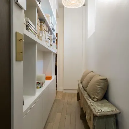 Veeve - Eiffel Tower Terrace Apartment *