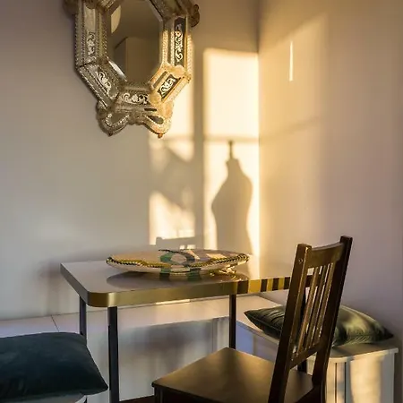 Veeve - Eiffel Tower Terrace Apartment *